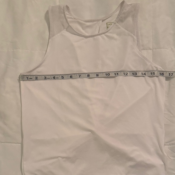 Lucky in Love Cream UV Protection Top - Picture 4 of 5